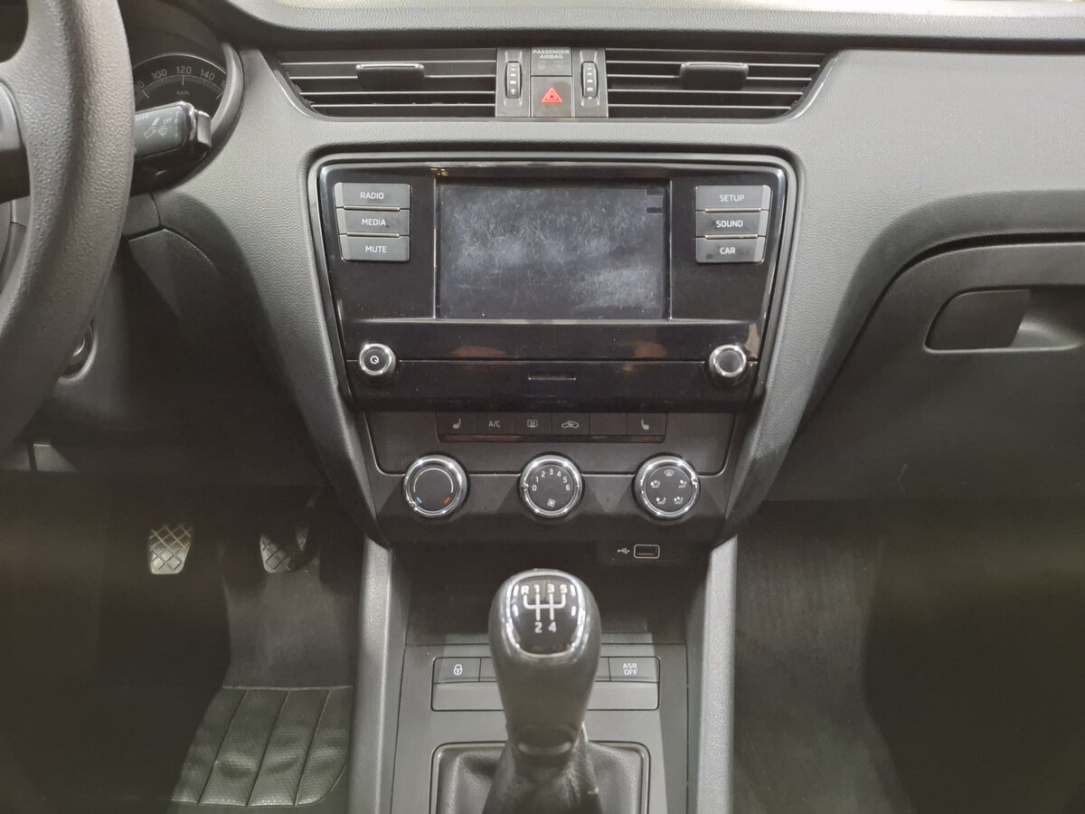 Шкода Октавия б/у, 2018, Механическая. Фото: #14