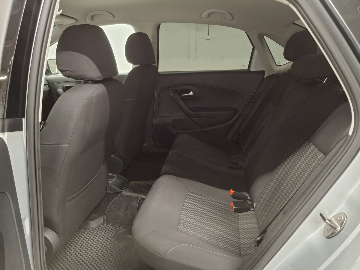 Фольксваген Поло б/у, 2016, Автоматическая. Фото: #11