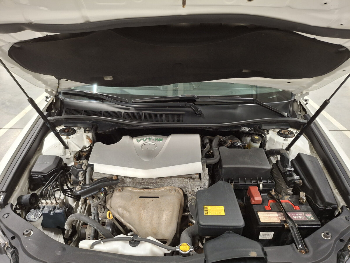 Тойота Камри б/у, 2015, Автоматическая. Фото: #8