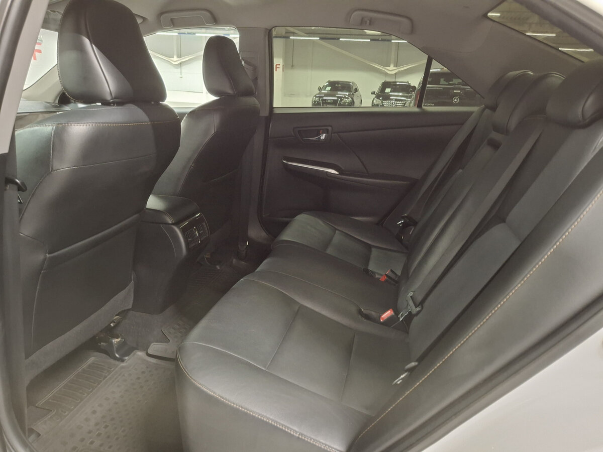 Тойота Камри б/у, 2015, Автоматическая. Фото: #11