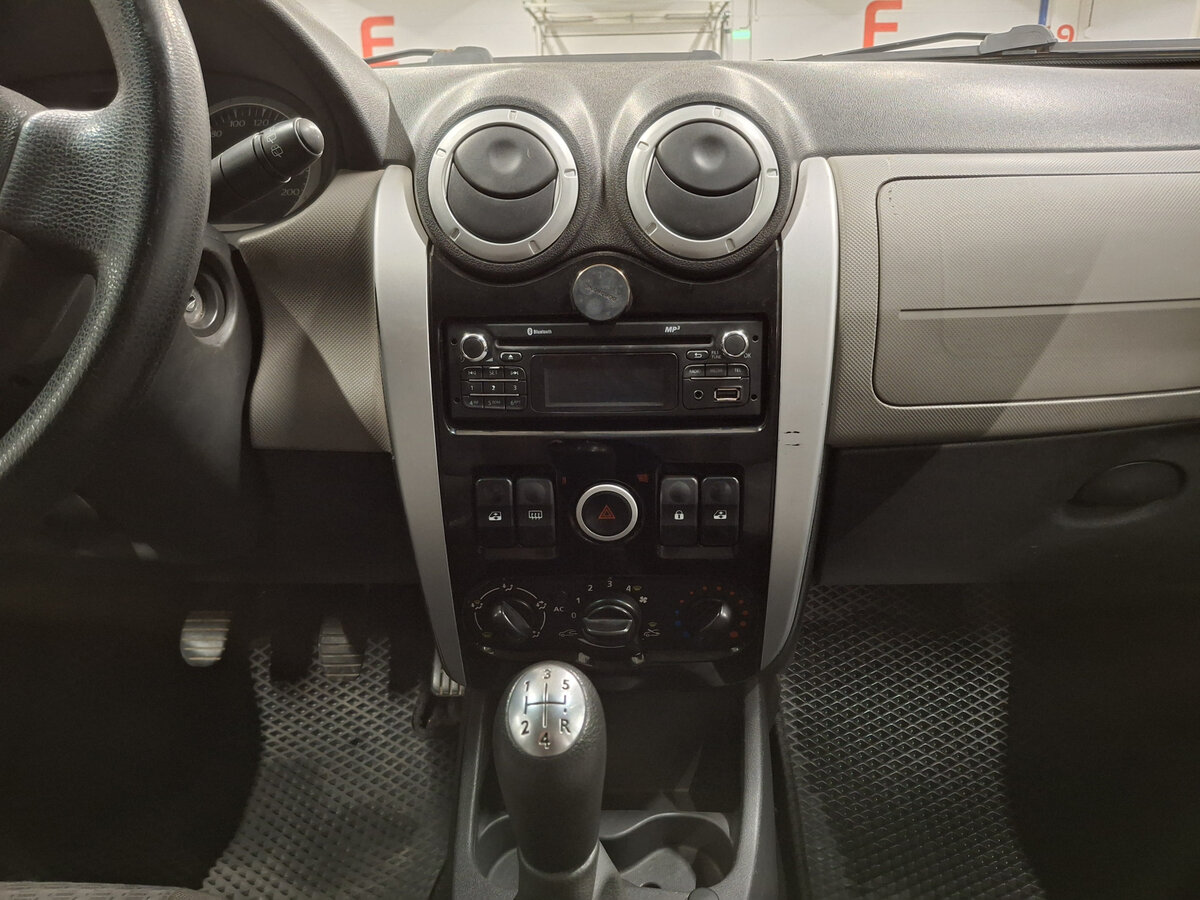 Лада (ВАЗ) Ларгус б/у, 2013, Механическая. Фото: #14