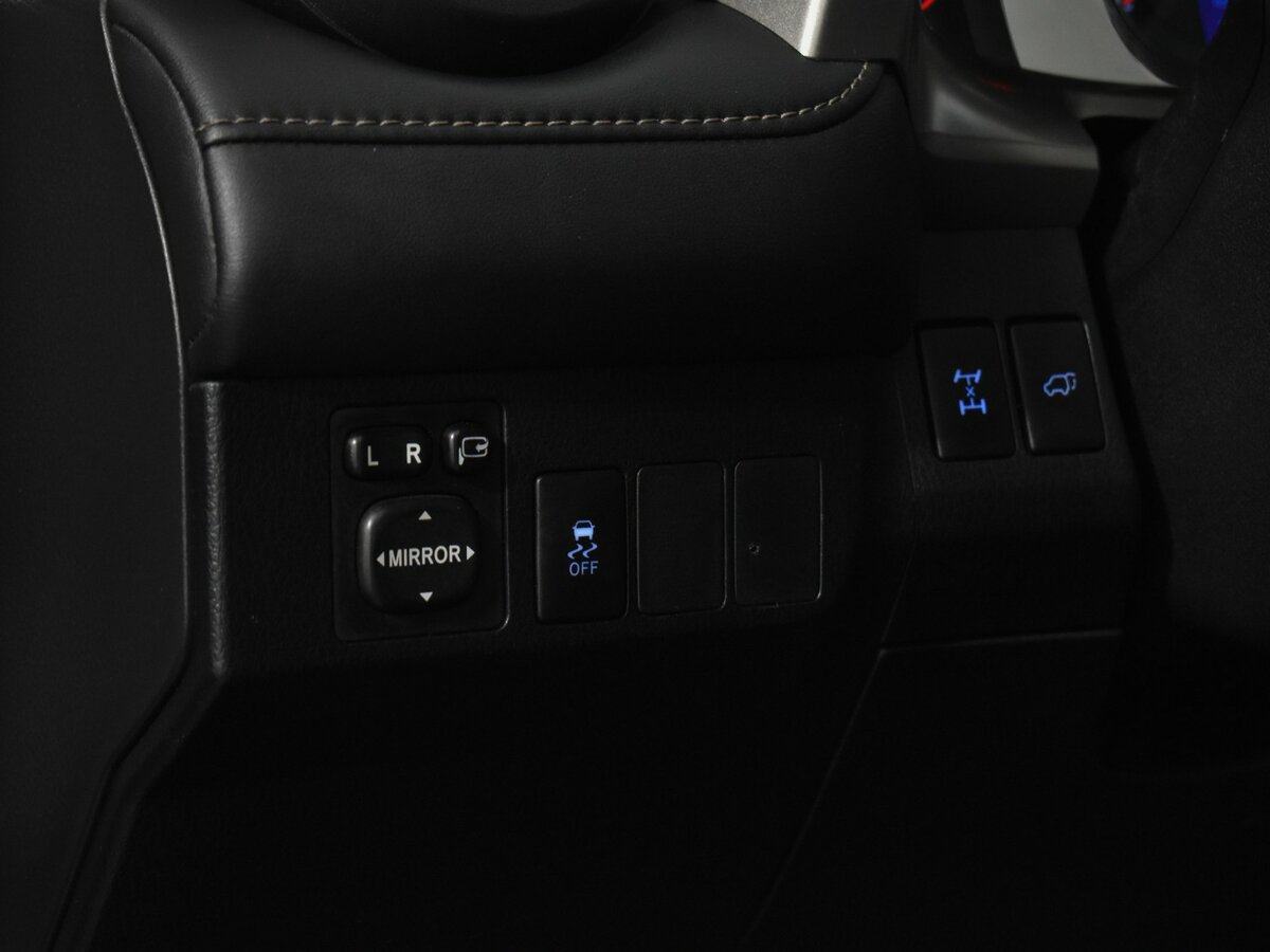 Тойота Рав4 б/у, 2015, Автоматическая. Фото: #9