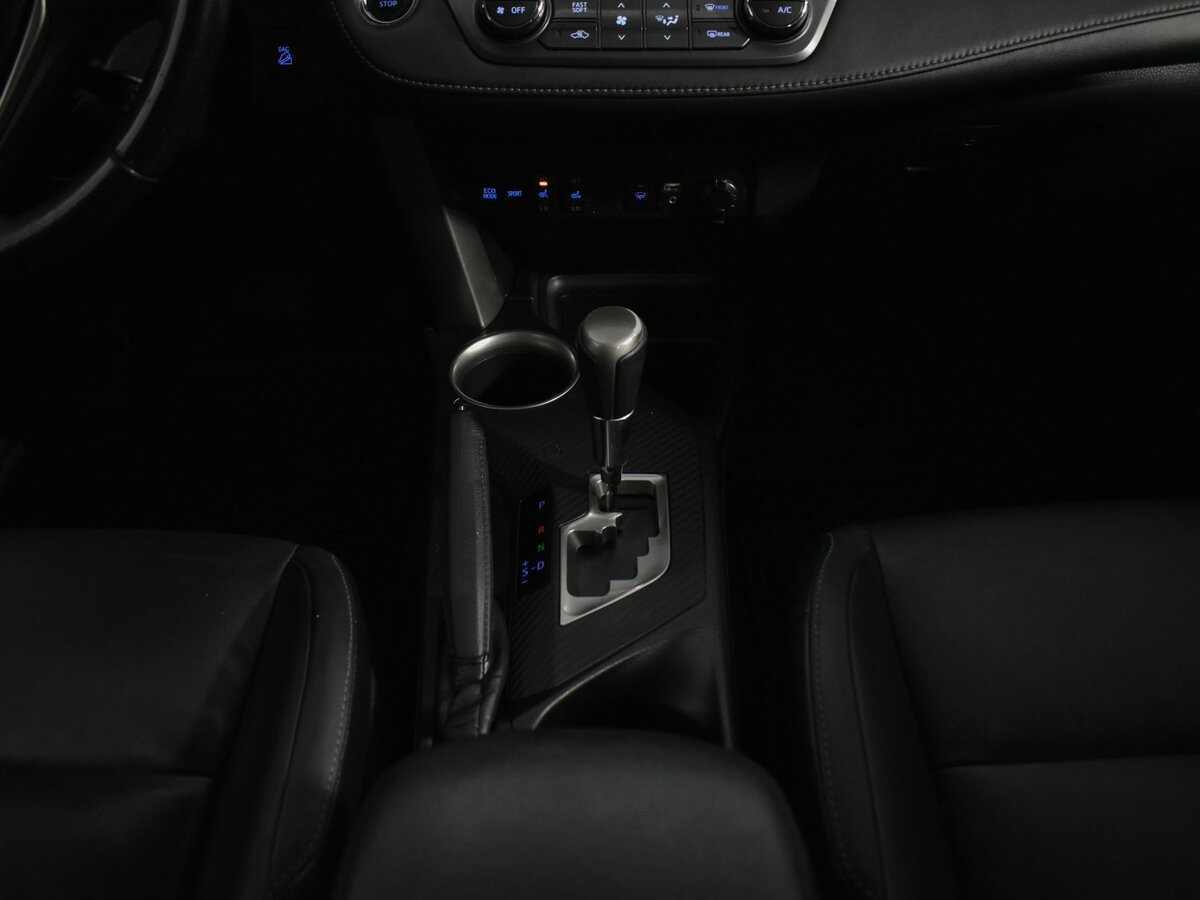 Тойота Рав4 б/у, 2015, Автоматическая. Фото: #16