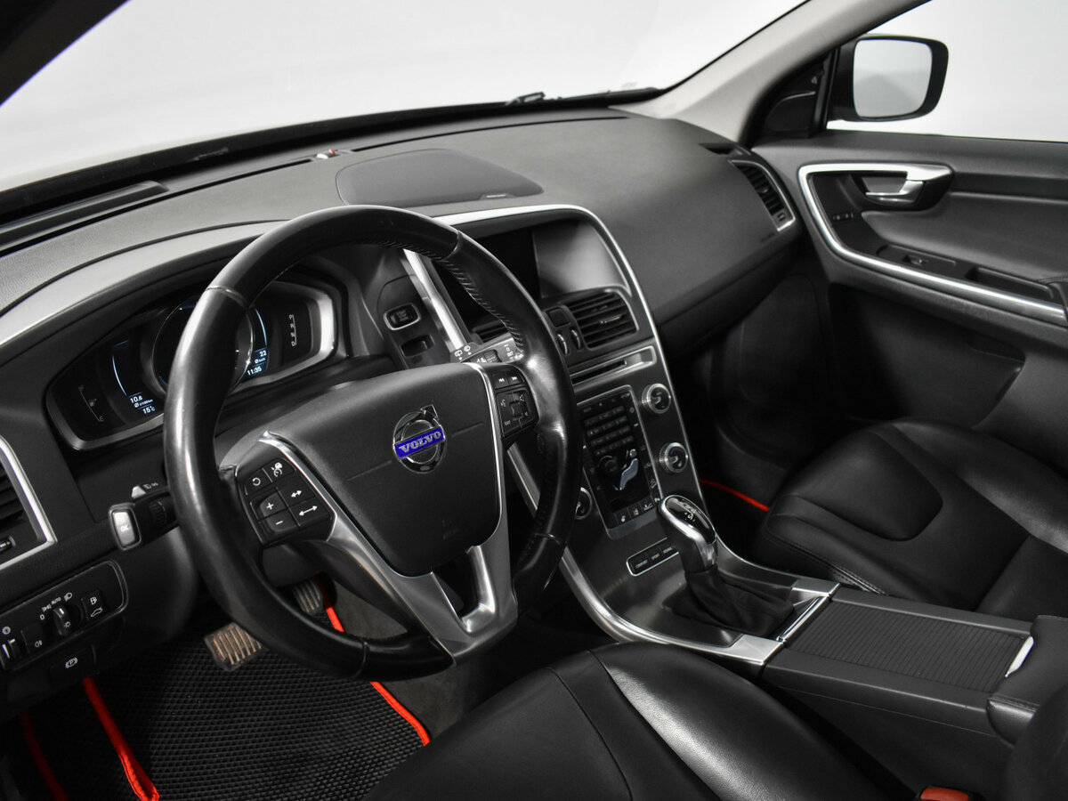 Вольво ИксЦ60 б/у, 2015, Автоматическая. Фото: #6