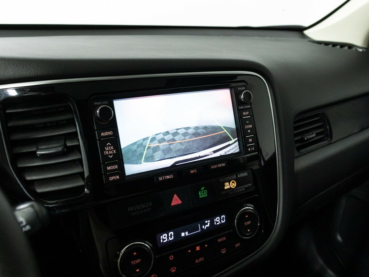 Митсубиши Оутлэндер б/у, 2014, Автоматическая. Фото: #16