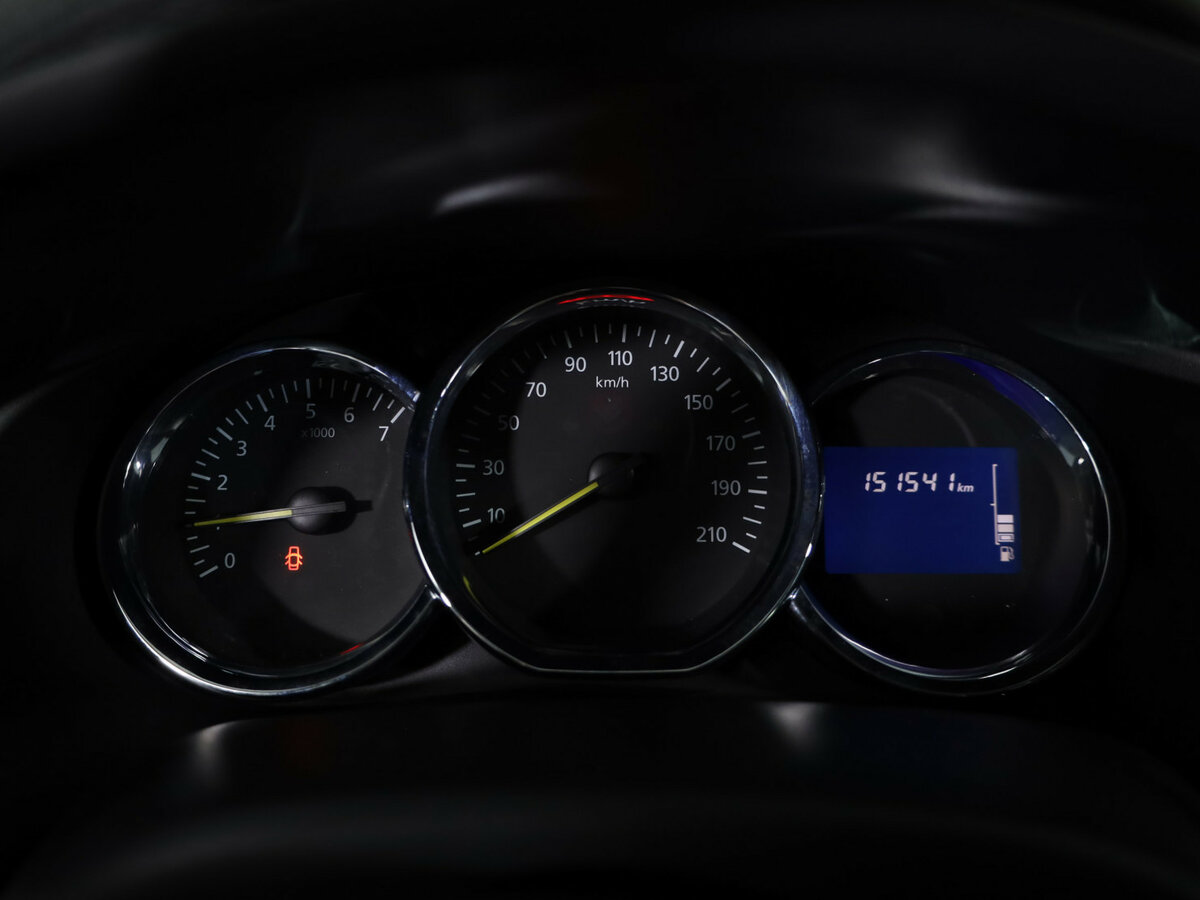 Рено Логан б/у, 2015, Механическая. Фото: #13