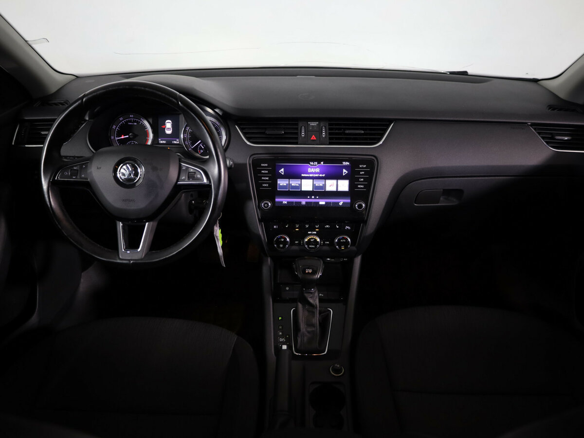 Шкода Октавия б/у, 2017, Роботизированная. Фото: #5