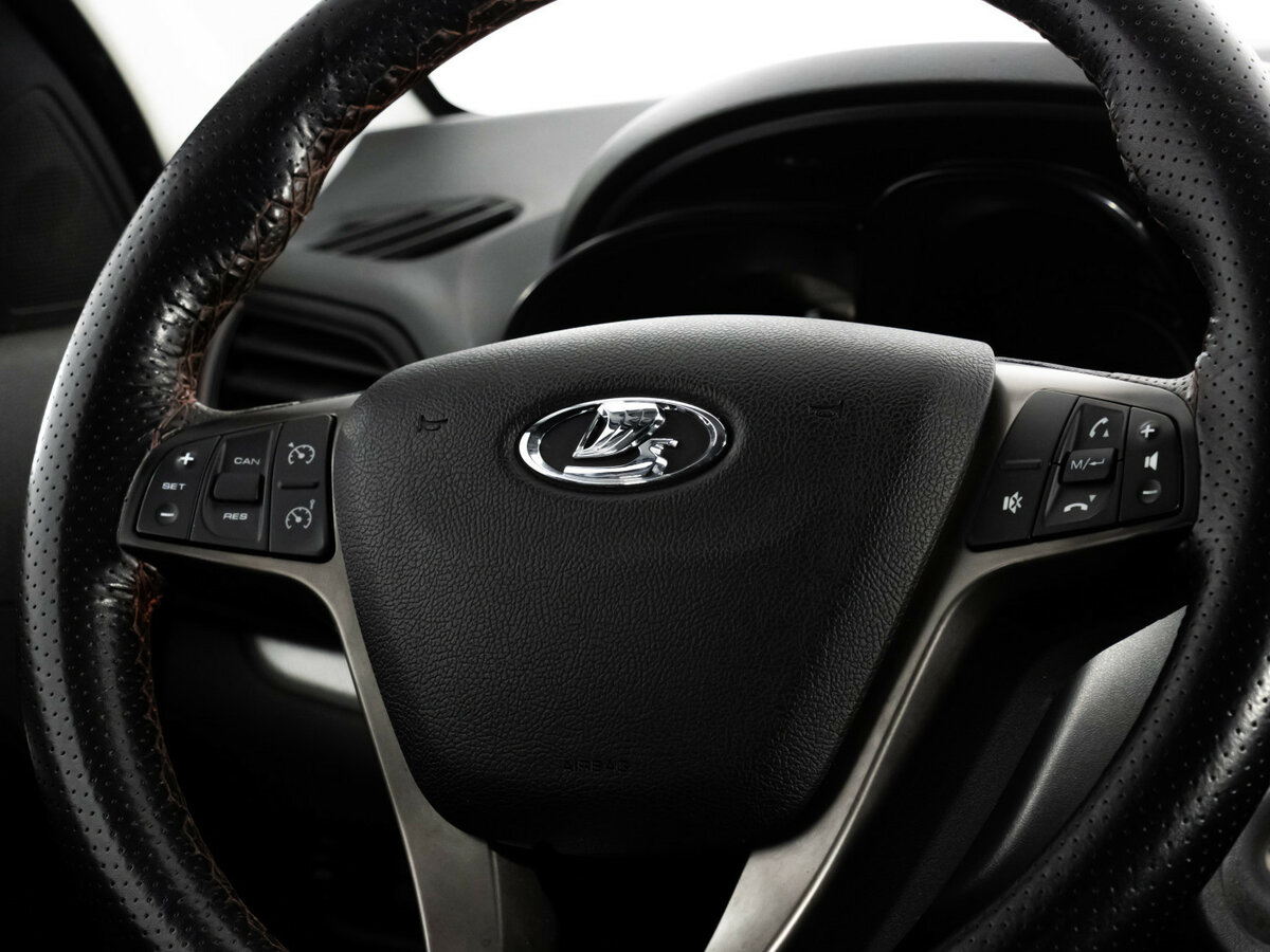 Лада (ВАЗ) Веста б/у, 2017, Механическая. Фото: #8