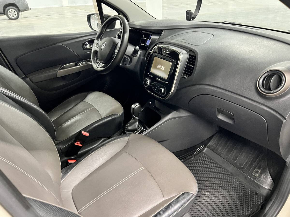 Рено Каптюр б/у, 2019, Автоматическая. Фото: #10