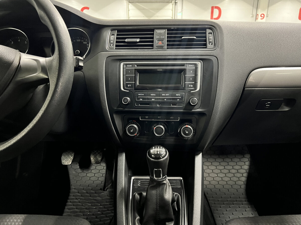 Фольксваген Джетта б/у, 2016, Автоматическая. Фото: #14