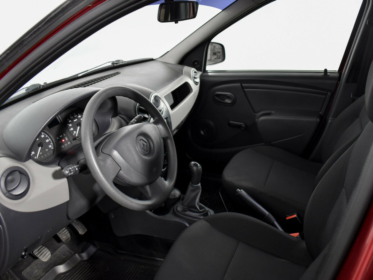 Рено Логан б/у, 2013, Механическая. Фото: #8