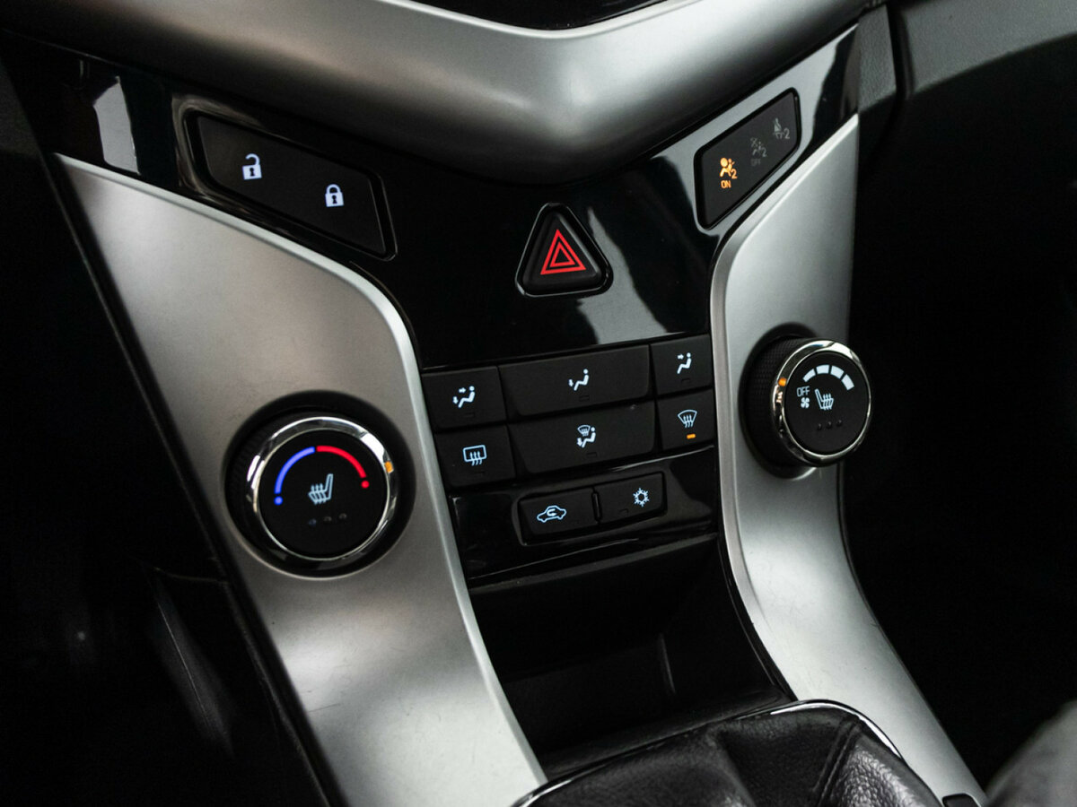 Шевроле Круз б/у, 2012, Механическая. Фото: #14