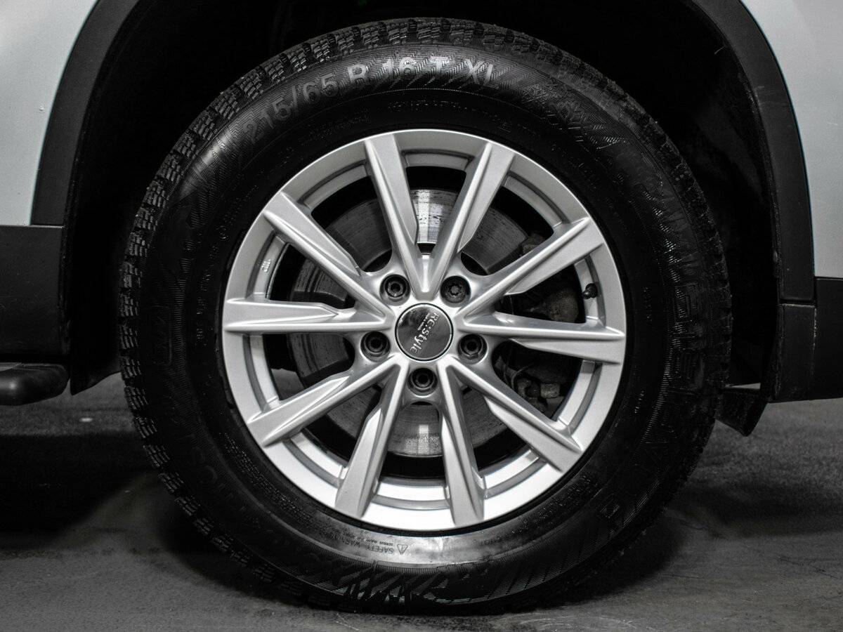 Фольксваген Тигуан б/у, 2013, Автоматическая. Фото: #15