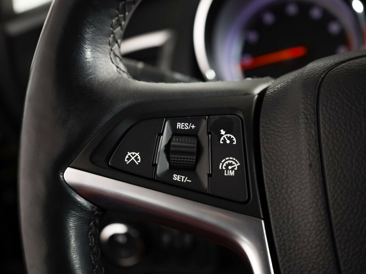 Опель Астра б/у, 2012, Механическая. Фото: #9