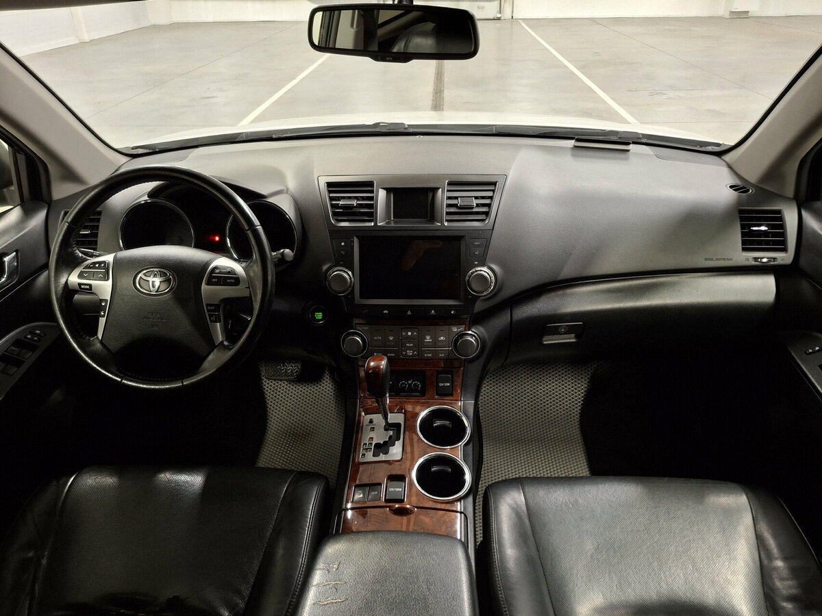 Тойота Хайлэндер б/у, 2012, Автоматическая. Фото: #13