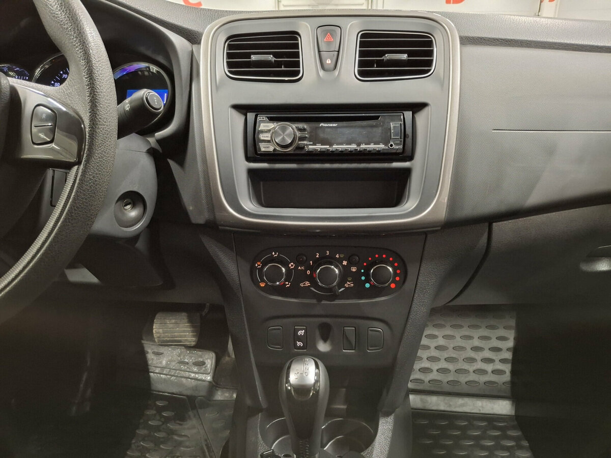 Рено Сандеро б/у, 2016, Автоматическая. Фото: #14