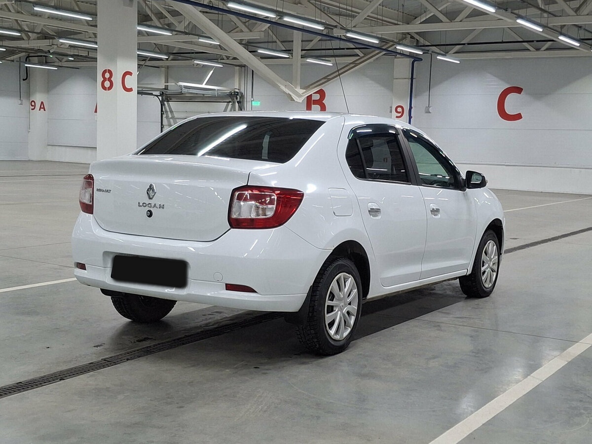 Рено Логан б/у, 2017, Автоматическая. Фото: #4