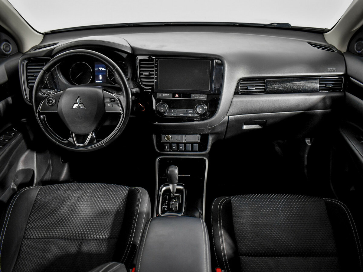 Митсубиши Оутлэндер б/у, 2018, Вариатор. Фото: #9