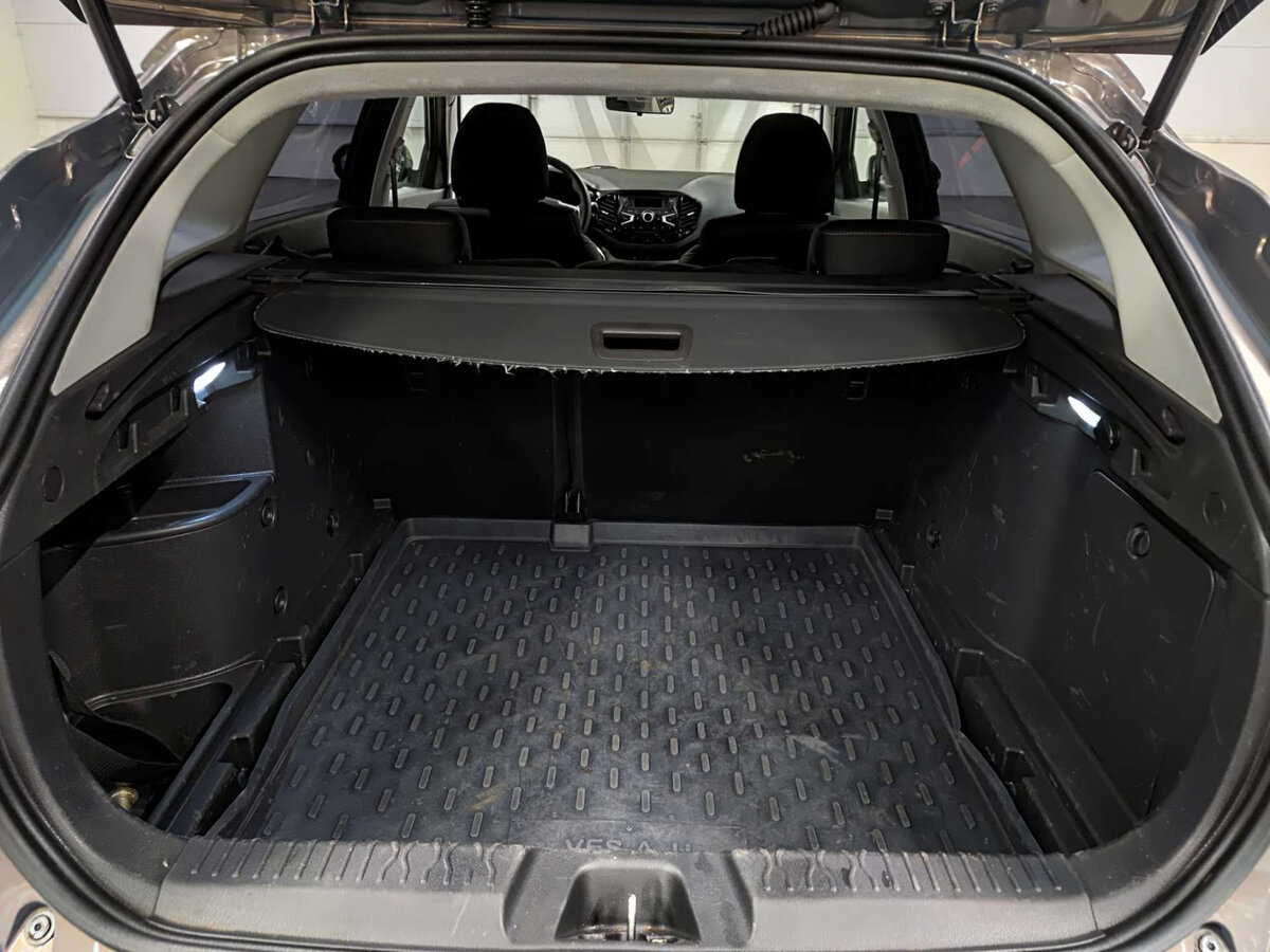 Лада (ВАЗ) Веста б/у, 2019, Механическая. Фото: #8