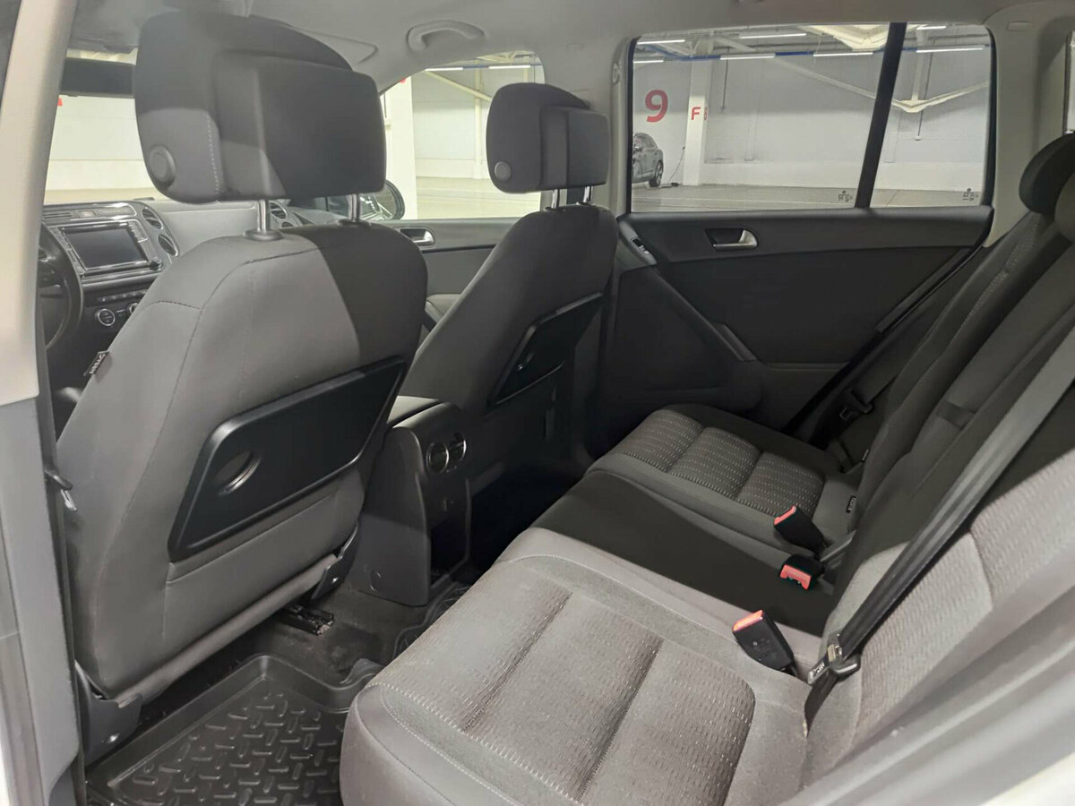 Фольксваген Тигуан б/у, 2016, Автоматическая. Фото: #11