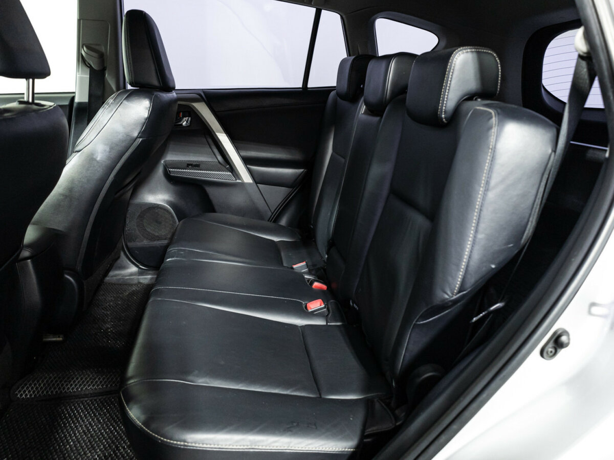 Тойота Рав4 б/у, 2014, Автоматическая. Фото: #9