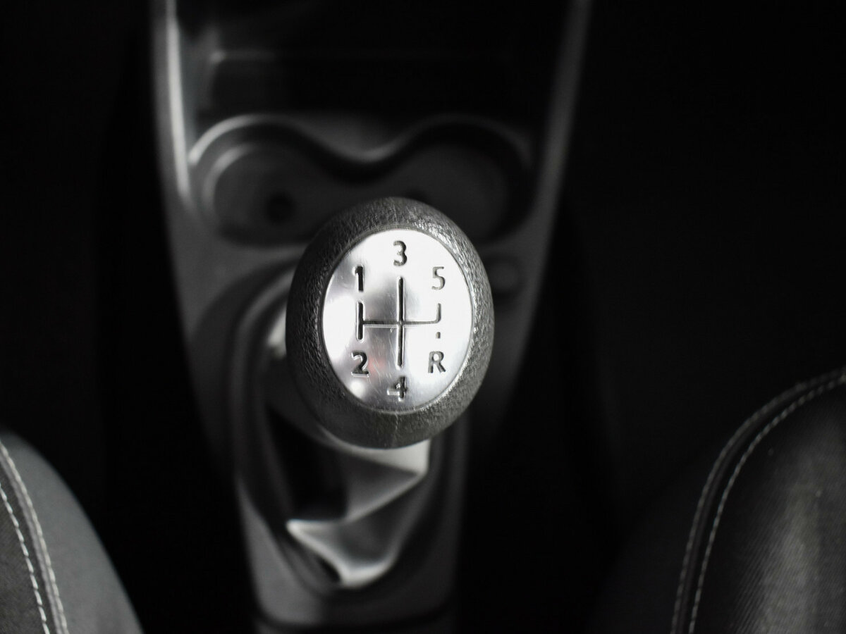 Рено Сандеро б/у, 2014, Механическая. Фото: #14