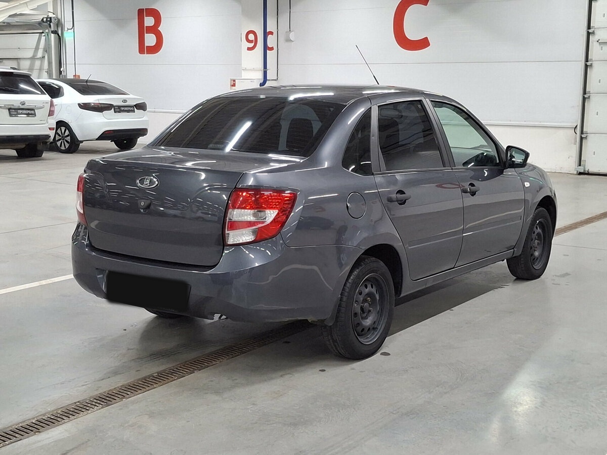 Лада (ВАЗ) Гранта б/у, 2018, Механическая. Фото: #4